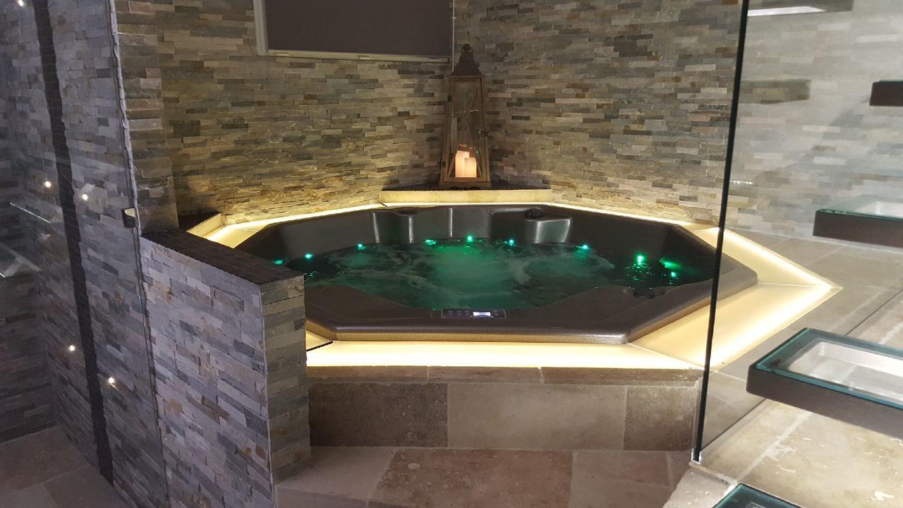 L'Eveil Des Sens Hotel Châteauneuf-le-Rouge Eksteriør billede
